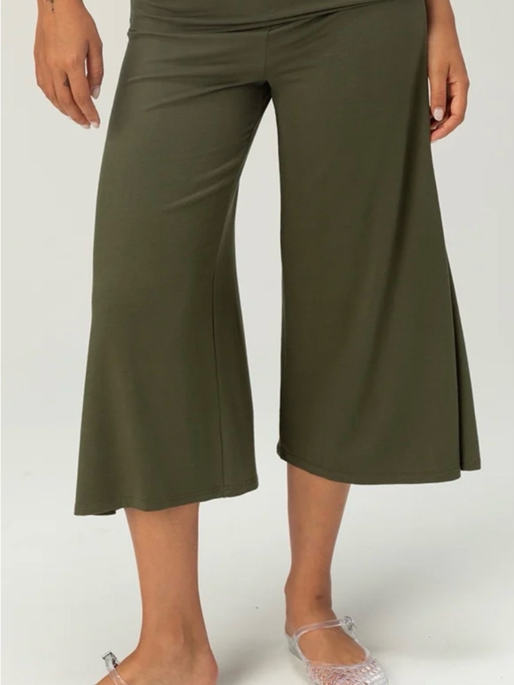 Good Days Gauchos Pants - Olive Green size S